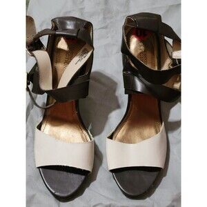 Kenneth Cole Reaction size 10